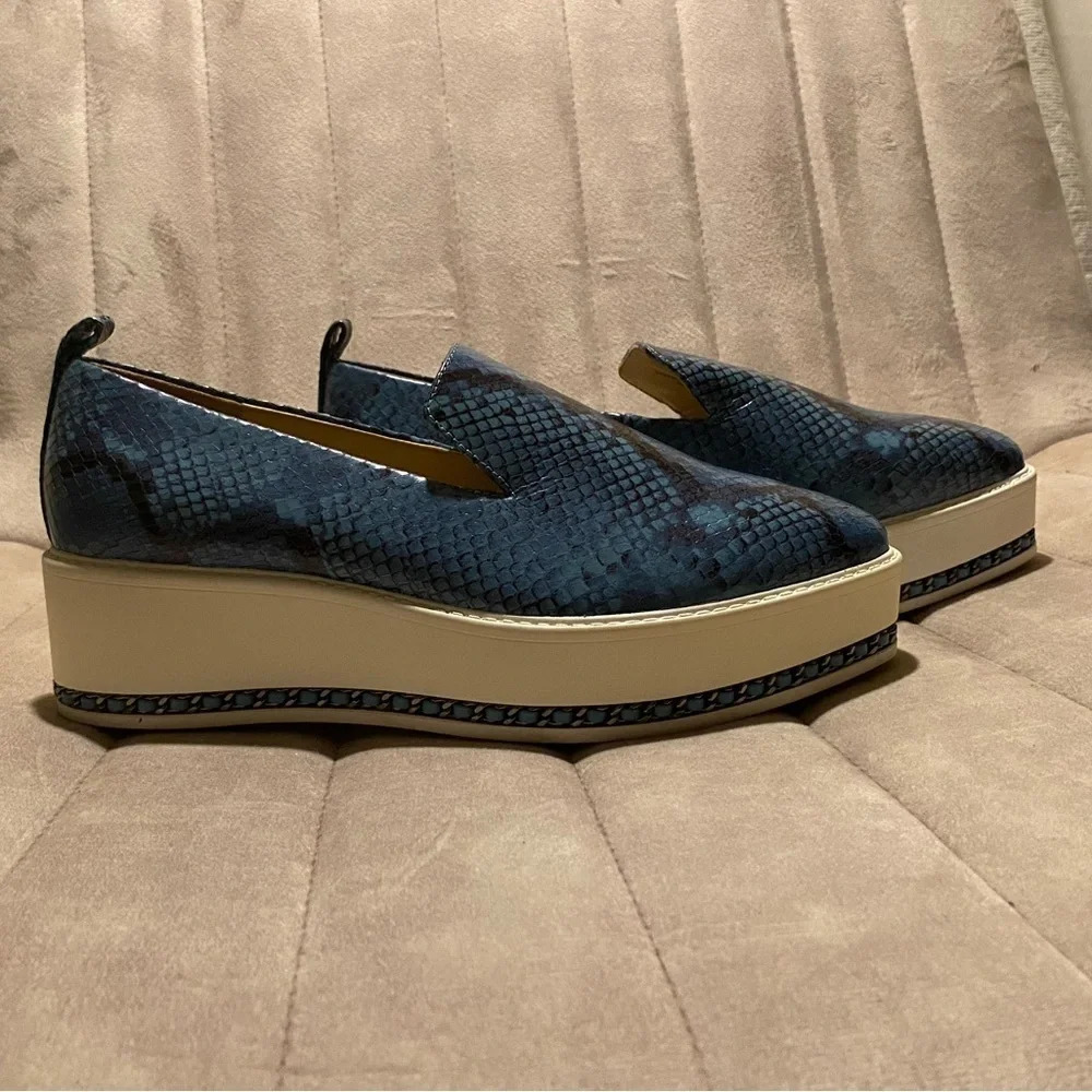 NWOT KARL LAGERFELD Brea Slip On Platform Sneakers Snakeskin Embossed Leather - Picture 2 of 6